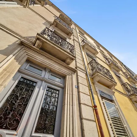 Apartment Charme & Confort Avec Exterieur Privatif En Dijon