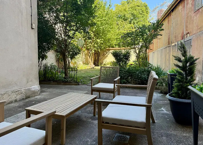 Charme & Confort Avec Exterieur Privatif En ディジョン