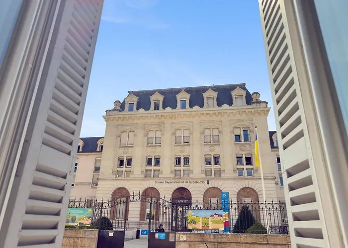 Charme & Confort Avec Exterieur Privatif En アパート